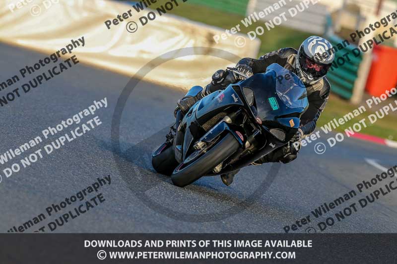 PJM Wedding Photography;enduro digital images;event digital images;eventdigitalimages;mallory park;mallory park photographs;mallory park trackday;mallory park trackday photographs;no limits trackdays;peter wileman photography;racing digital images;trackday digital images;trackday photos